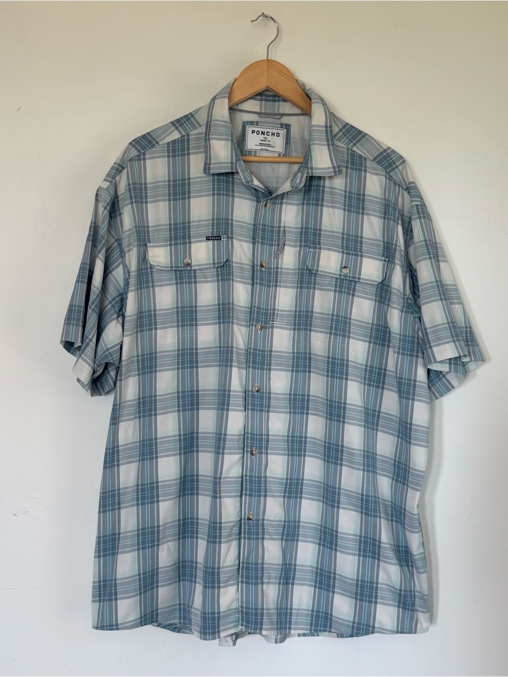 Poncho Mens XXL 2XL Short Sleeve Shirt, Magnetic Pockets, Vented, Blue Plaid